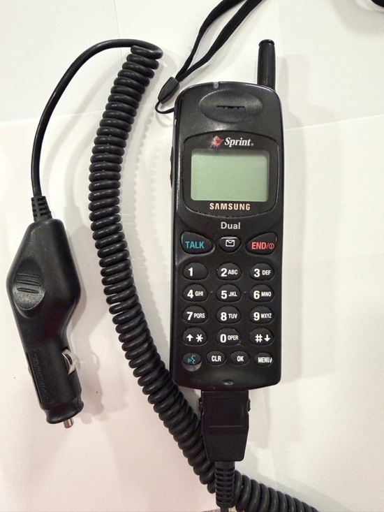 Samsung Other - Vintage Samsung Sprint Car Phone Portable Dualband Mobile Retro Collectible Prop
